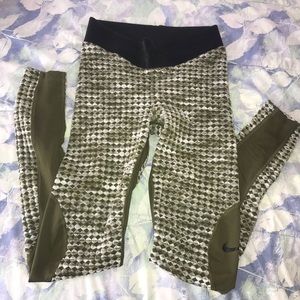 Nike Pro Leggings